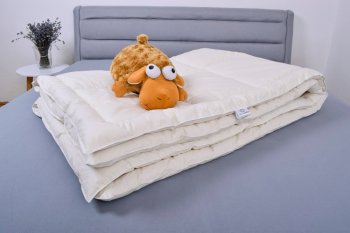 SET Z OVČÍ VLNY STŘÍBROAKTIV Celoroční přikrývka + Vlněný polštář