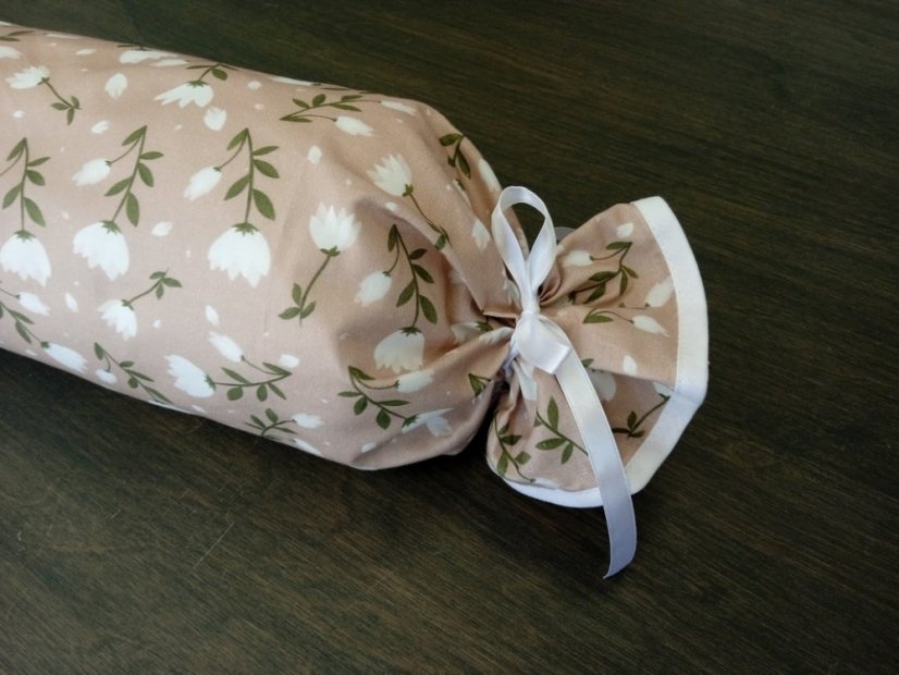 BONBON válečkový polštář - Rozměry: váleček délka 40 cm průměr 15 cm