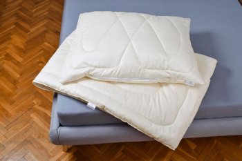 SET BAMBUS přikrývka celoroční + polštář s vnitřním polštářem