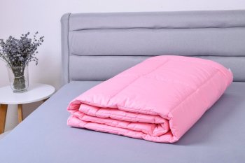 Letní přikrývka z ovčí vlny růžová