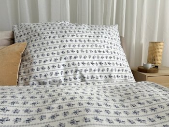 Bavlněné povlečení modrotisk drobná kvítka v pruzích