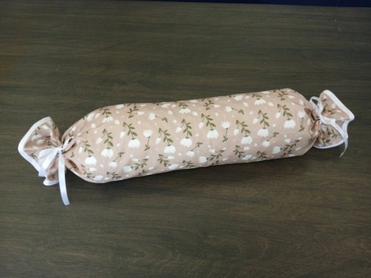 BONBON válečkový polštář - Rozměry: váleček délka 40 cm průměr 15 cm
